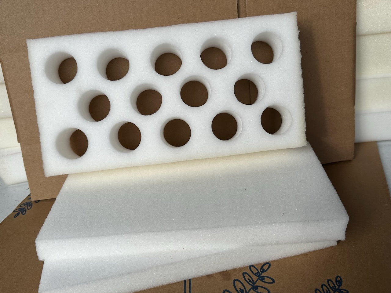 28 Hole Foam Egg Shipper Complete Kit (with Boxes) - 99 Oaks Farm
